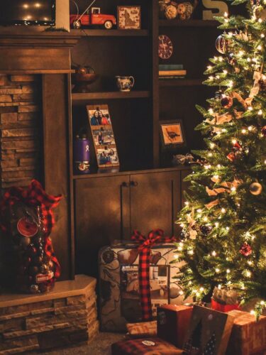 Christmas Traditions: A Homesteader’s Perspective from Past to Present